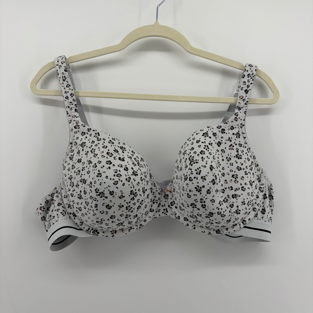 Cacique Womens 44B White Leopard Print Lightly Lined T-Shirt Bra Underwire Logo